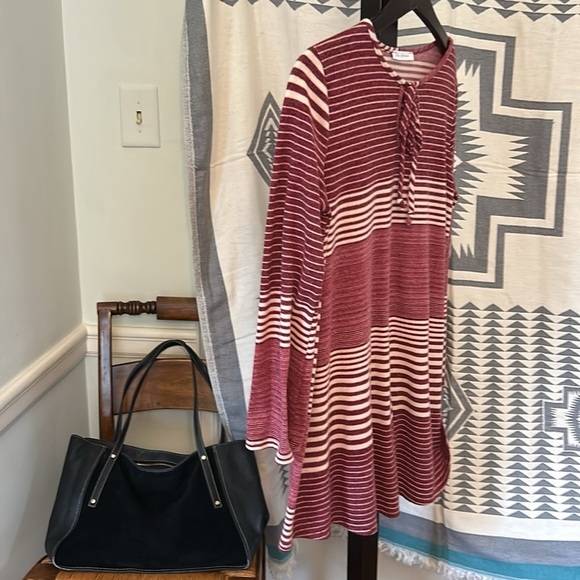 Sweater Dress Long Sleeve Bell Sleeve Clay Red + Natural Size MEDIUM New NWT - Picture 8 of 8